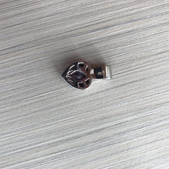 Heart pendant 18K WG - Picture 6 of 15